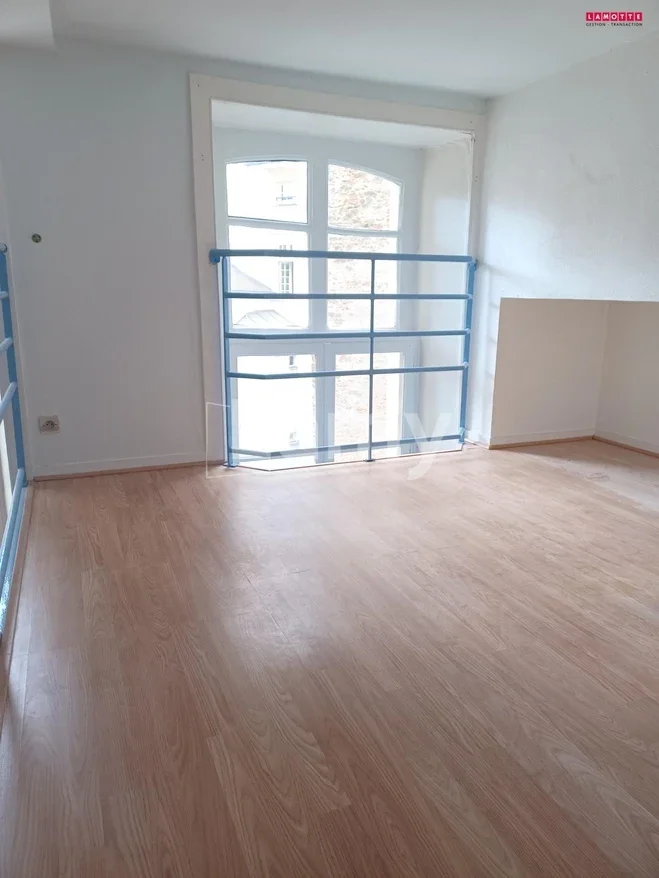 Appartement Place du Champ Jacquet à Rennes