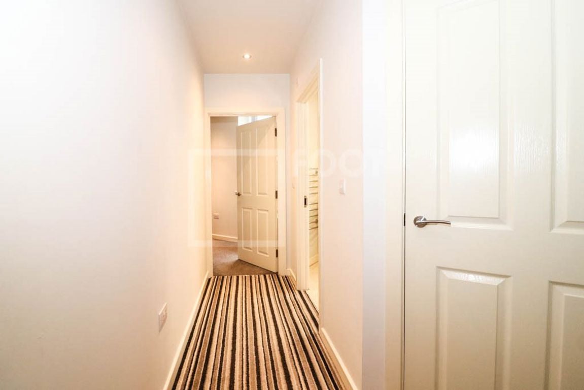 Flat Grattan Road in Bradford