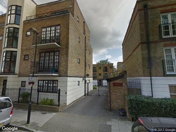 Room Harford Mews in Greater London