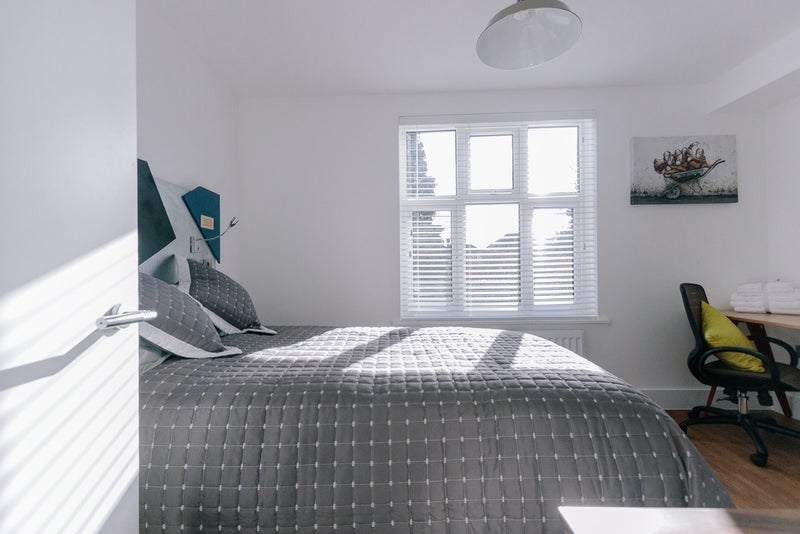 Room Callander Road in Greater London