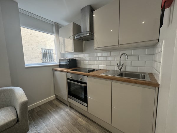 Flat North Street in Derby