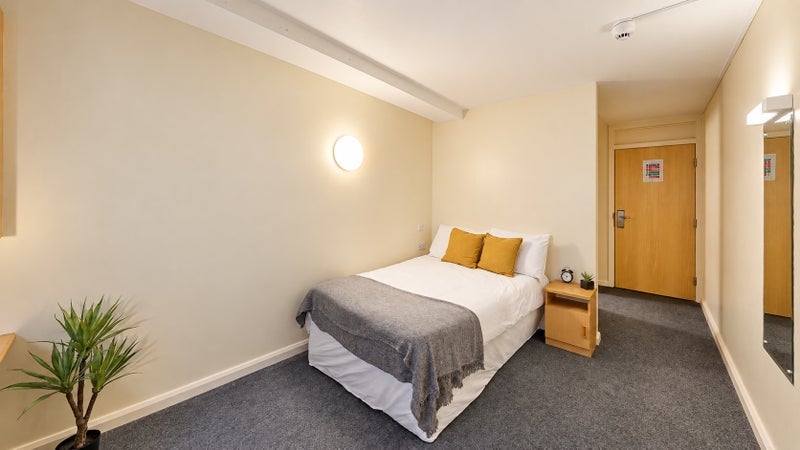Room Devonshire Lane in Sheffield