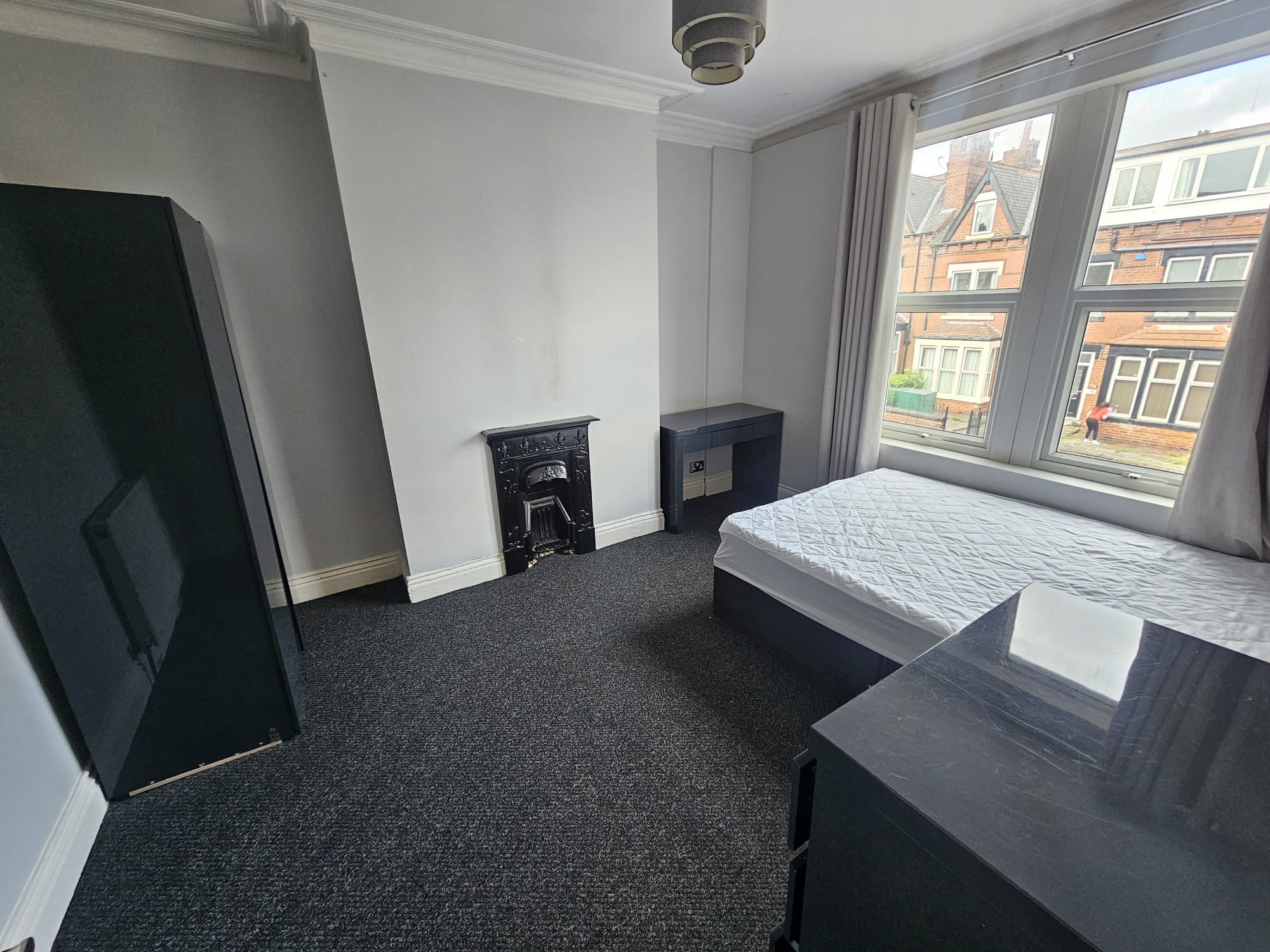 House Estcourt Terrace in Leeds