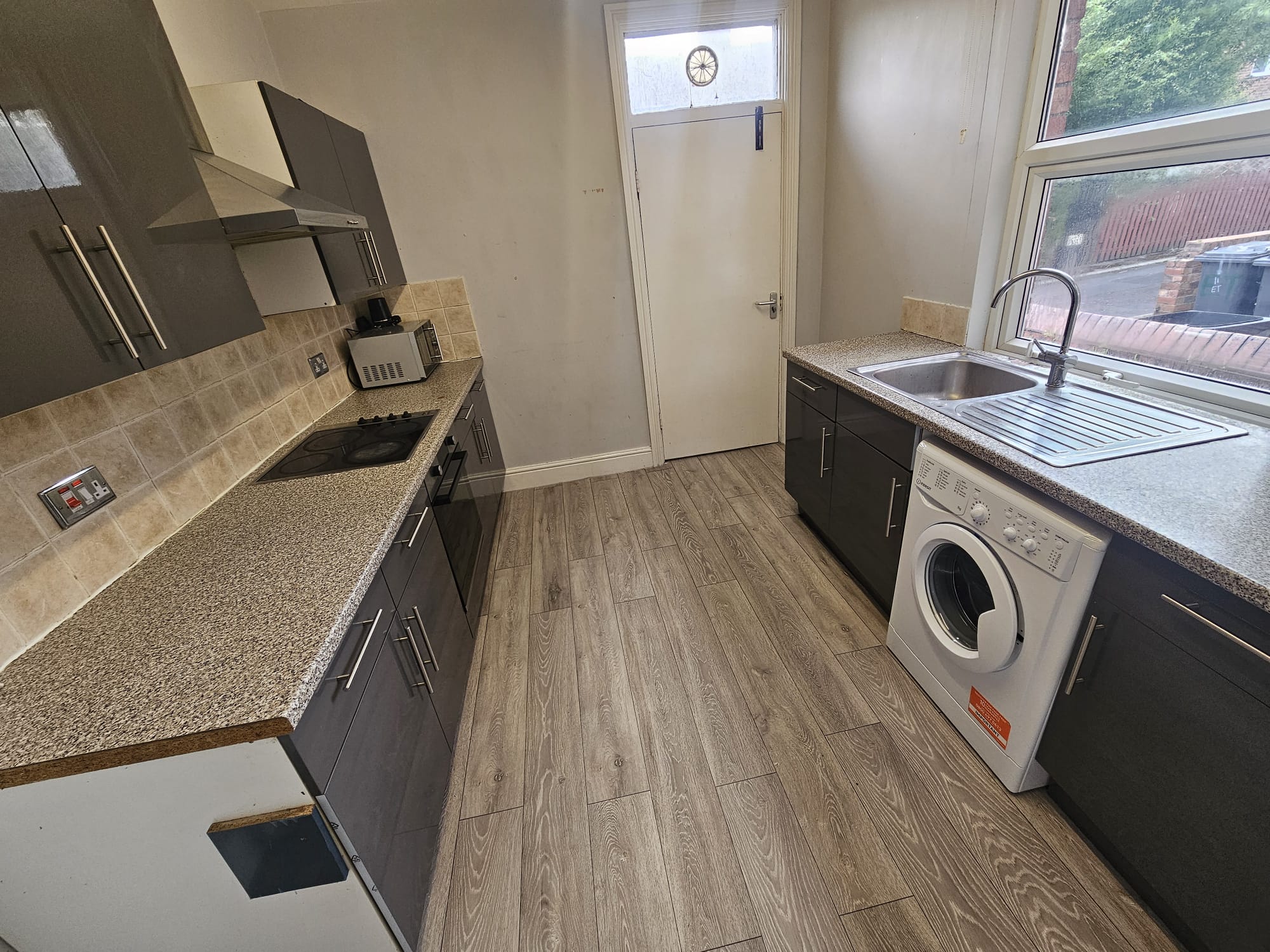 House Estcourt Terrace in Leeds