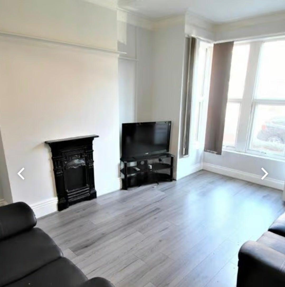 House Estcourt Terrace in Leeds