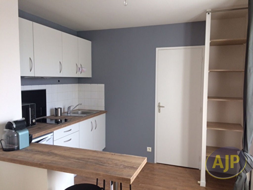 Appartement D 358.7 à Guillonville