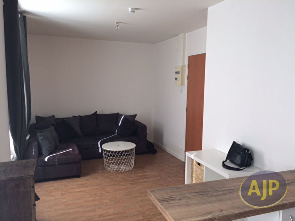 Appartement D 358.7 à Guillonville