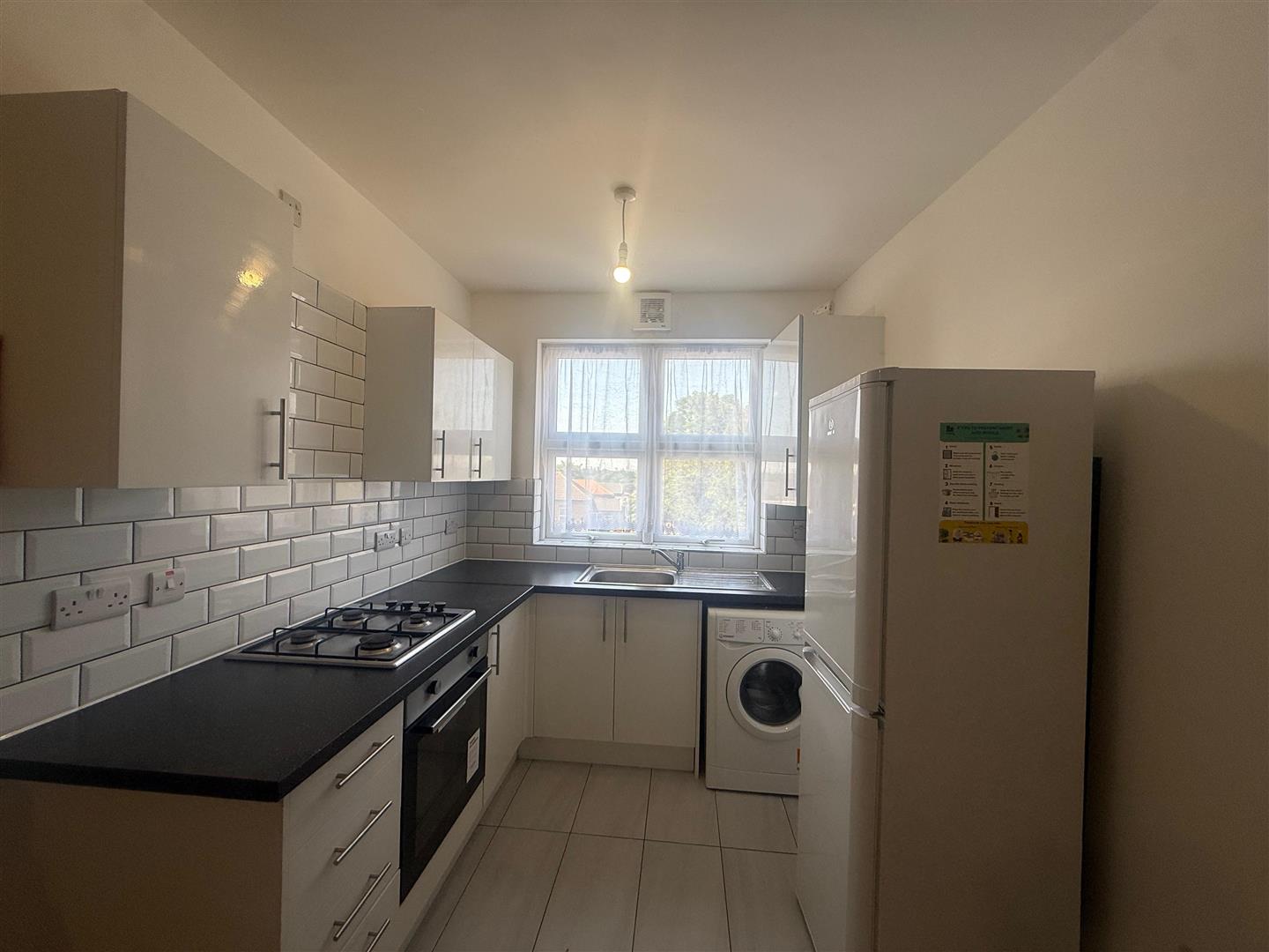 Flat Cranbrook Road in Greater London