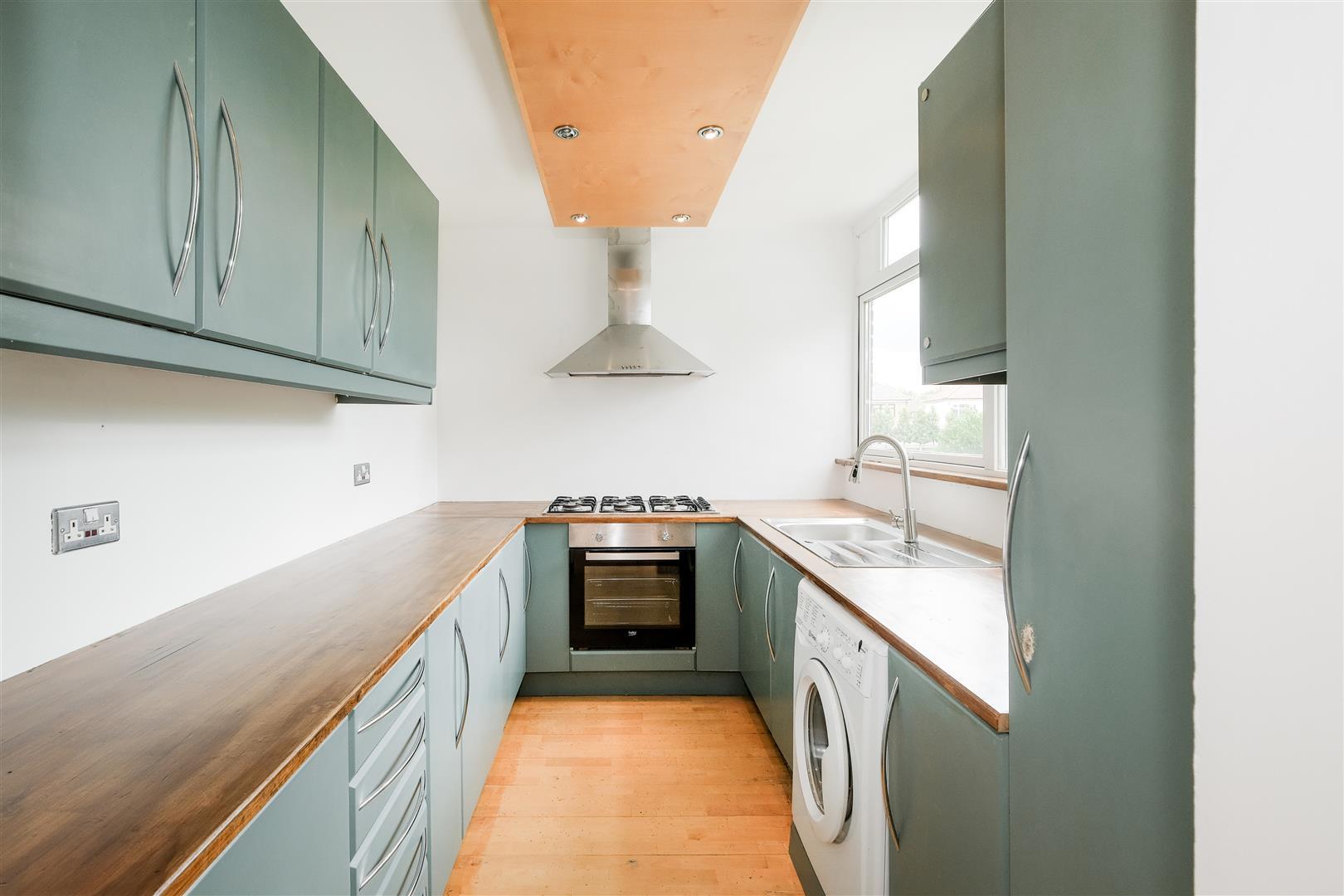 Flat River Close in Greater London