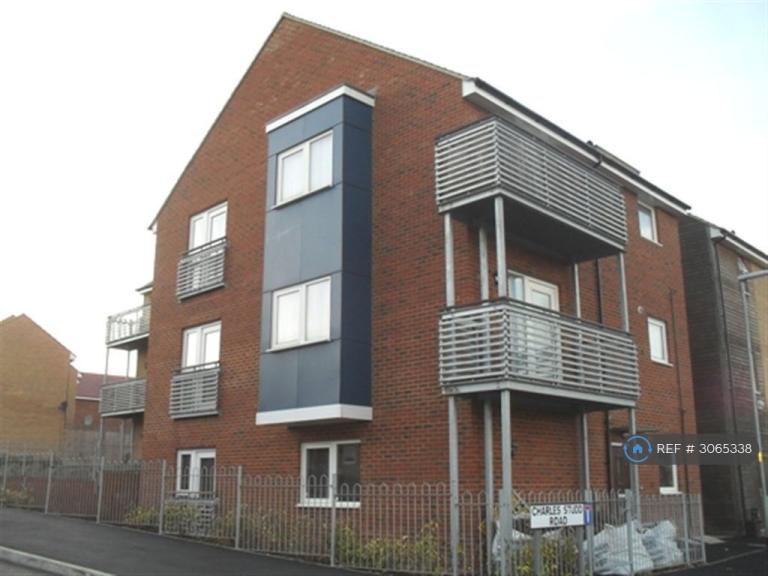 Flat Charles Studd Road in Northampton