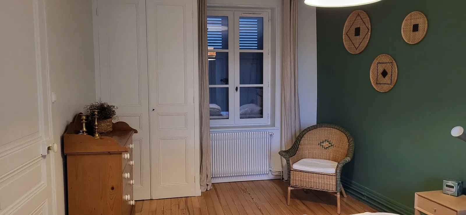 Chambre Avenue de la Gare à Miribel