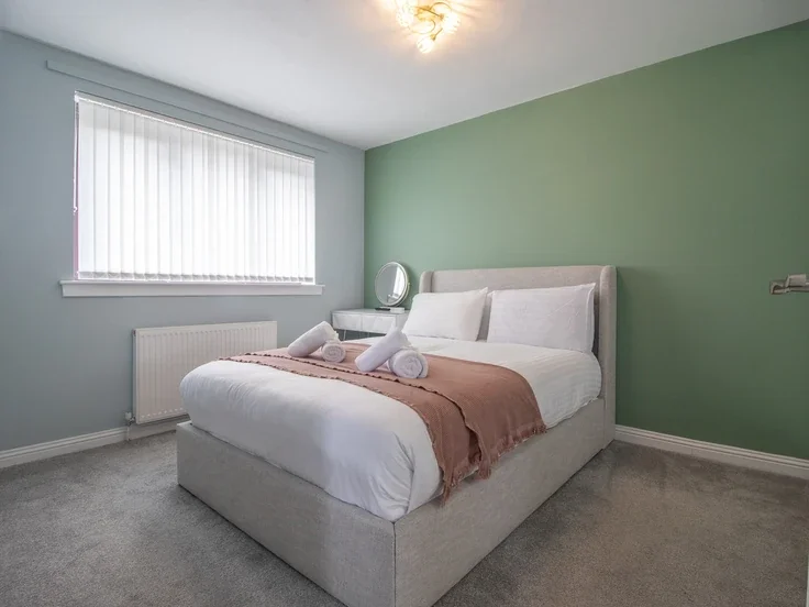 Flat Waukglen Drive in Glasgow