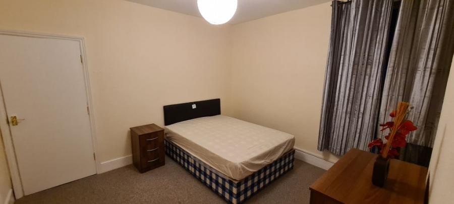Room Manchester Street in Derby