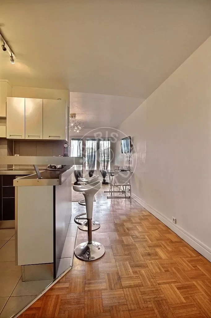 Flat Rue de Vaugirard in Paris