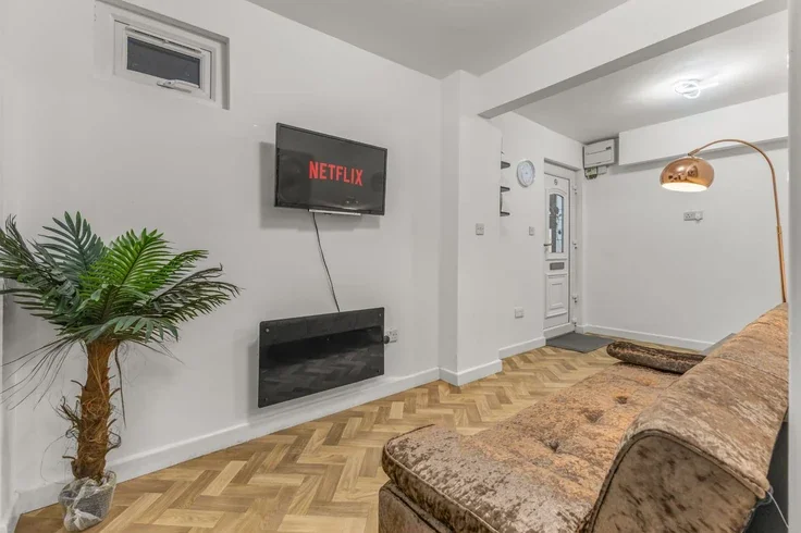 Flat North Circle in Prestwich