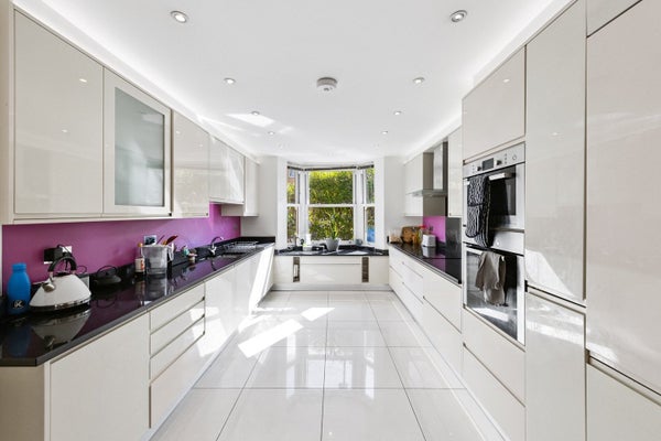 House Ansdell Road in London Borough of Southwark