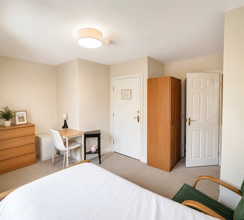 Room Wood Lane in Nottingham