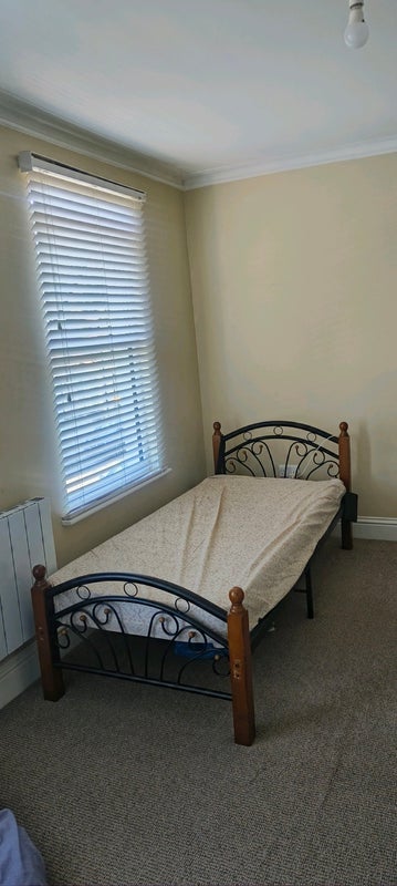 Room Strone Road in Greater London