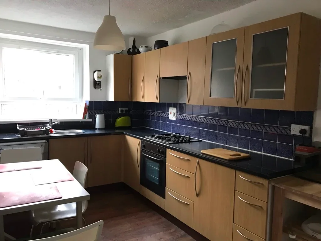 Flat Turnham Road in Greater London