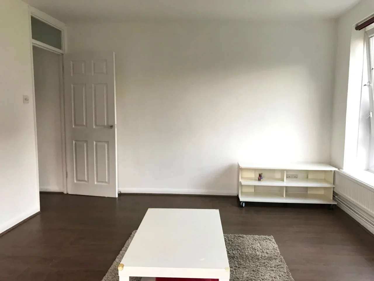 Flat Turnham Road in Greater London