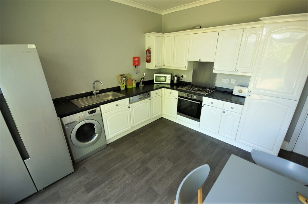 Room St Michael's Road in Coventry