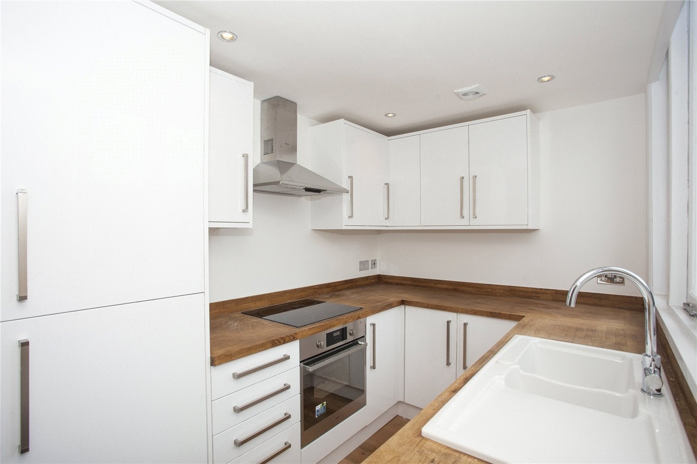 Flat Deerbrook Road in Greater London