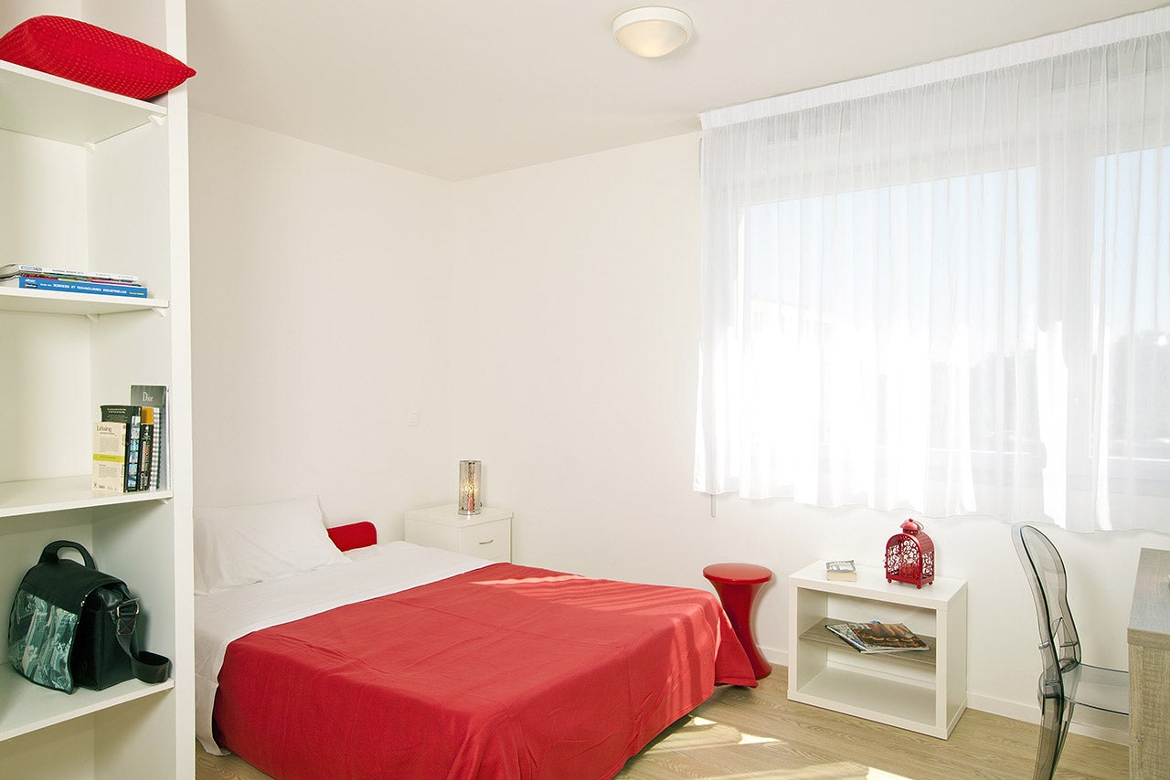 Flat Rue des Tritons in Montigny-le-Bretonneux