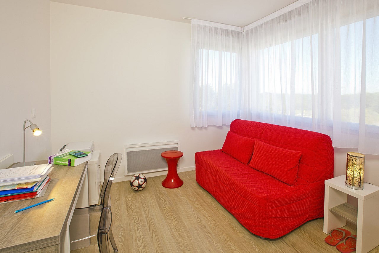 Flat Rue des Tritons in Montigny-le-Bretonneux