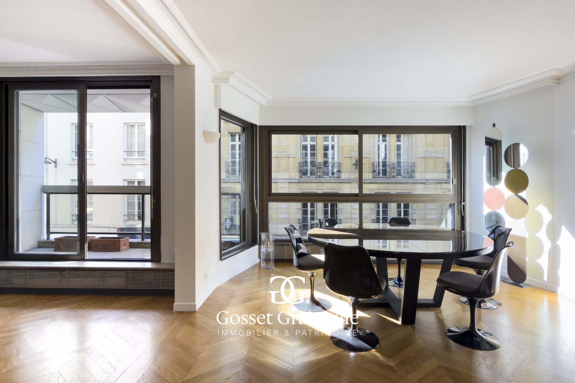 Flat Rue Saint-Dominique in Paris