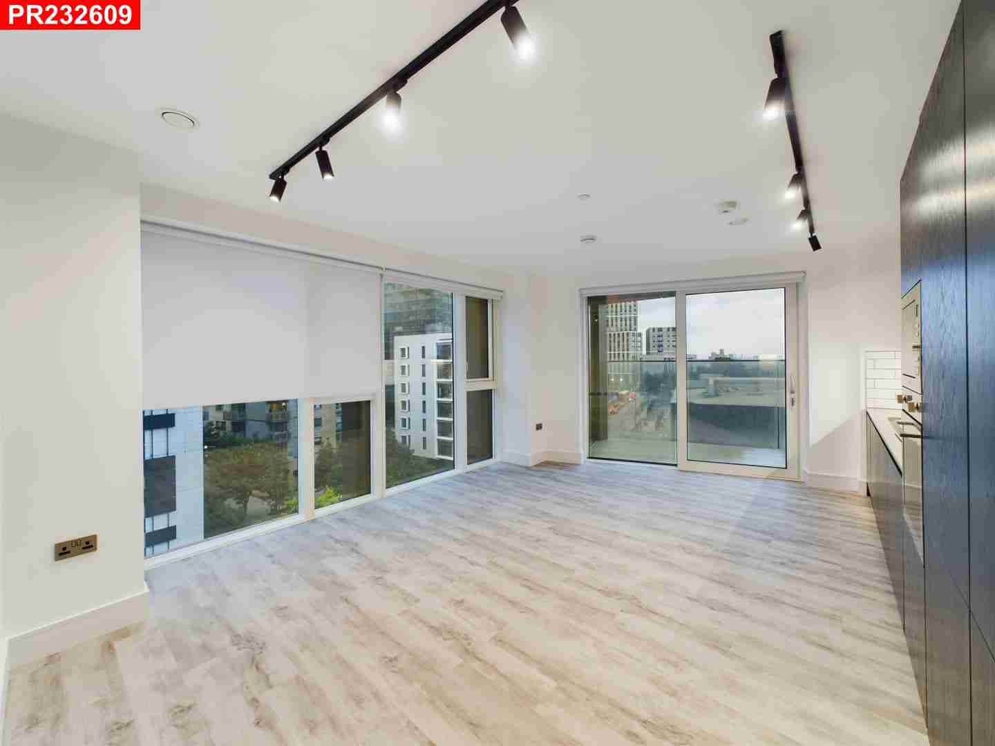 Flat Portal Way in Greater London
