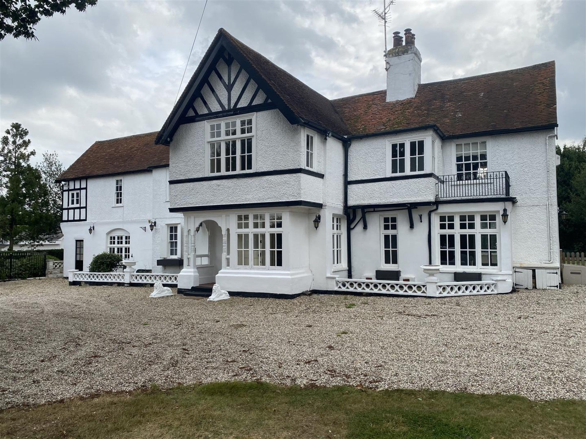 House Bullwood Hall Lane in Rochford