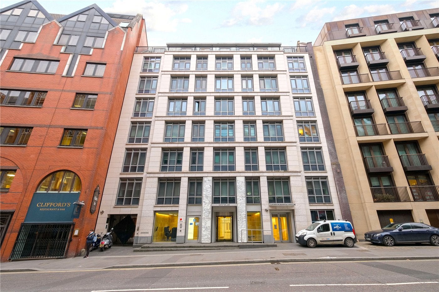 Flat Fetter Lane in City of London