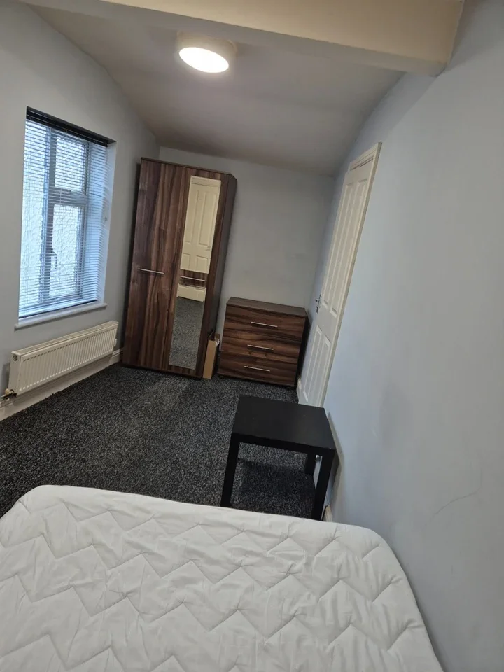 Room Mill Street in Erewash