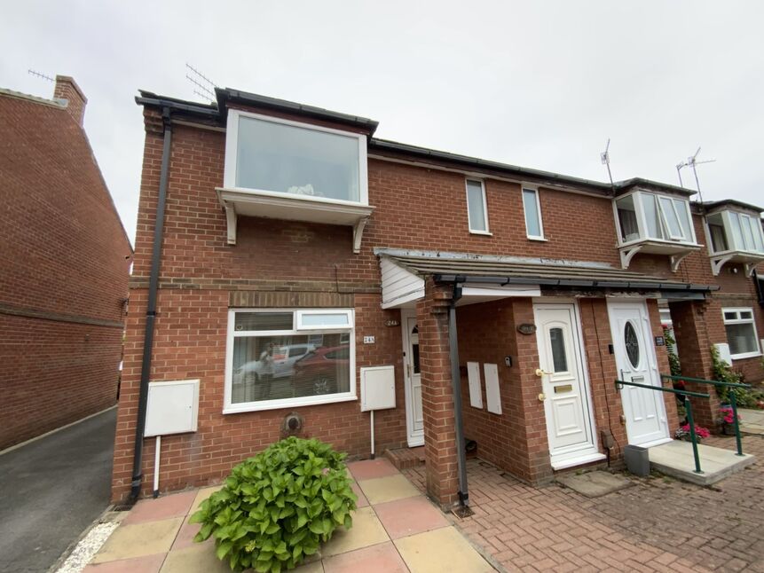 Flat Cleveland Street in Guisborough