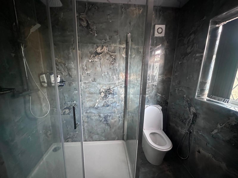 Room St Alban Close in Leeds