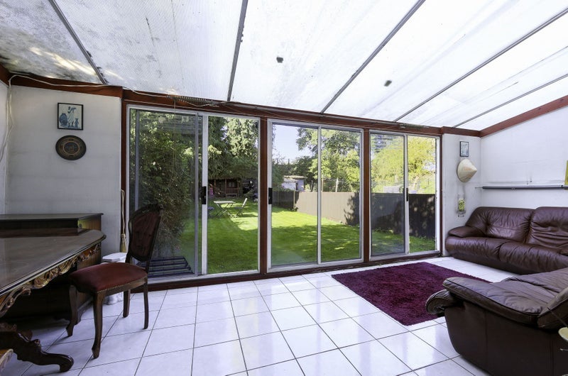 Room Stradella Road in Greater London