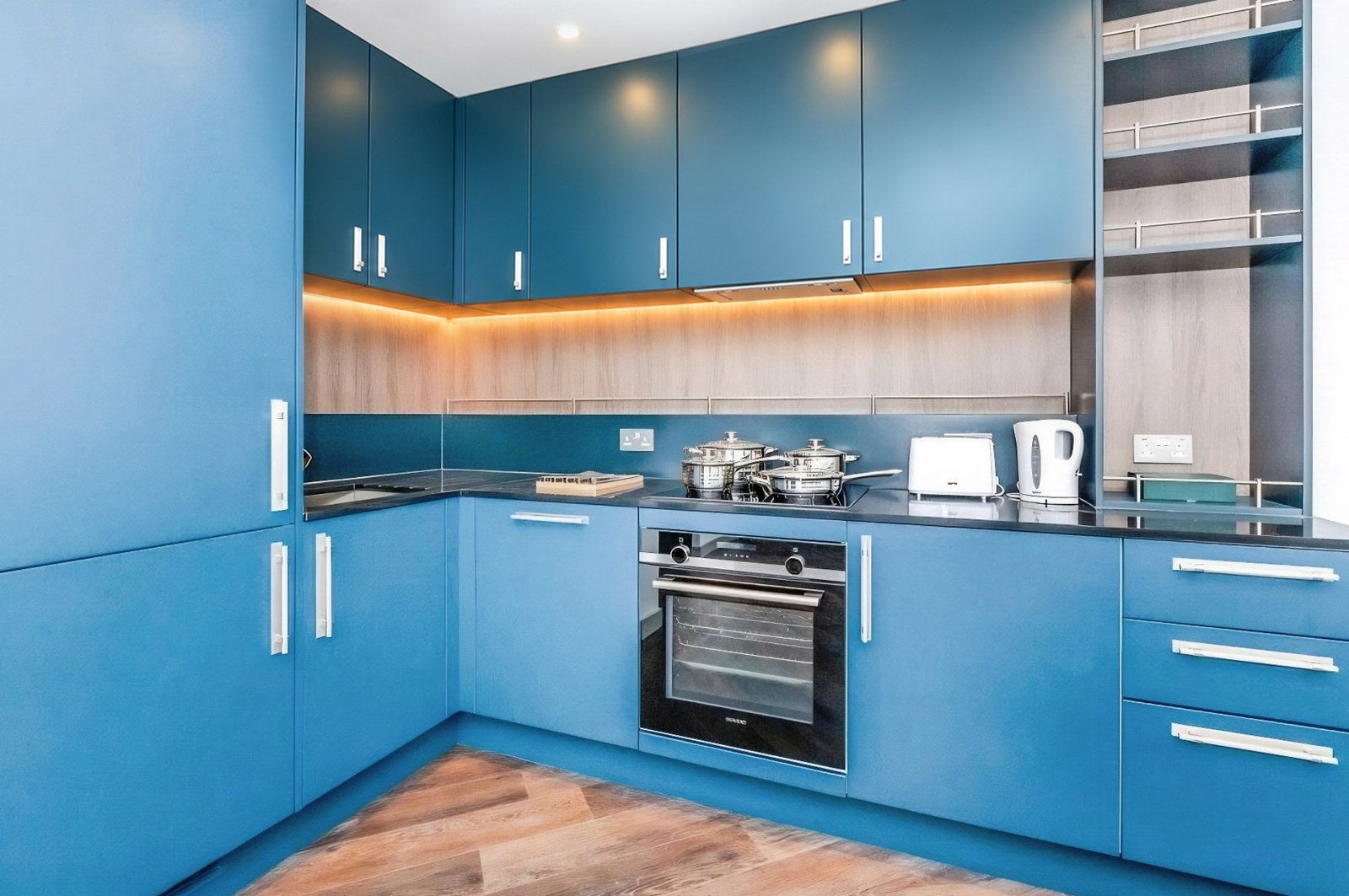 Flat London Road in Borough of Spelthorne