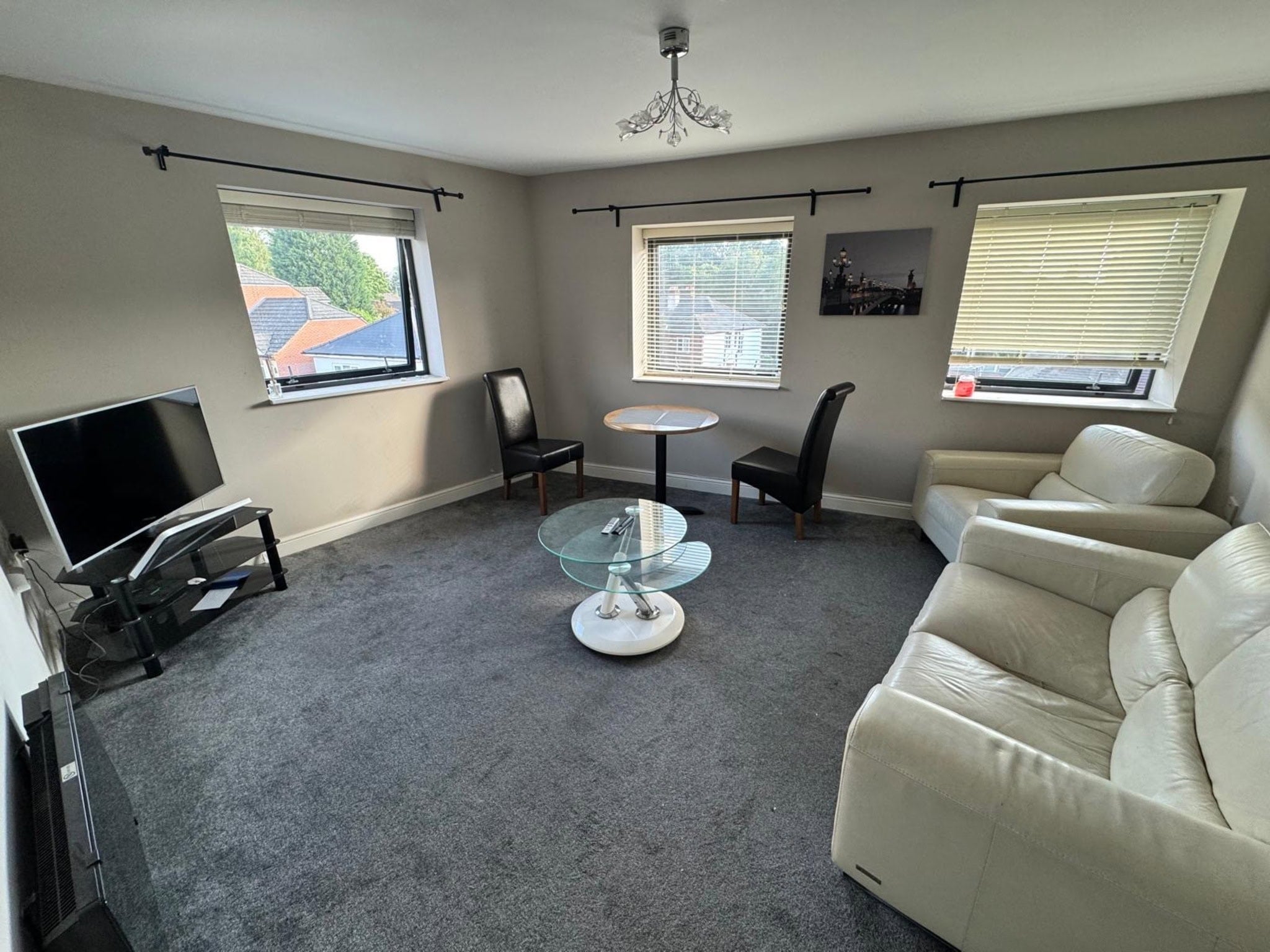 Flat Merridale Road in Wolverhampton