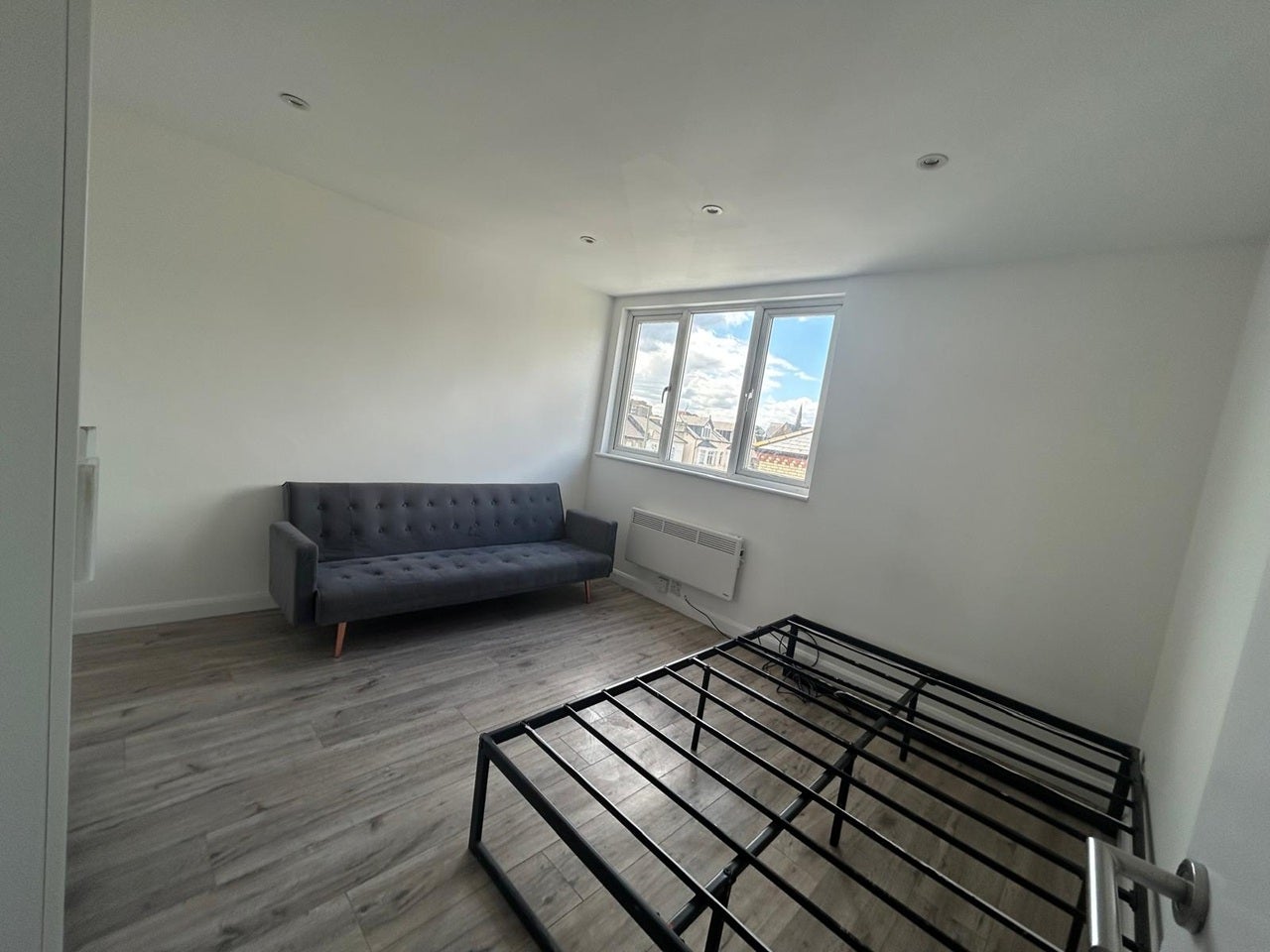 Flat Finchley Lane in Greater London