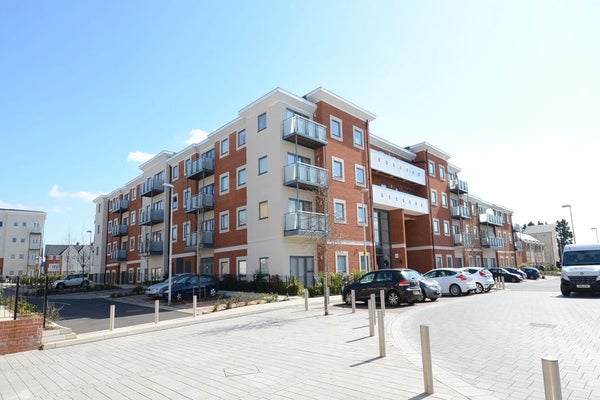 Flat Rushley Way in Reading