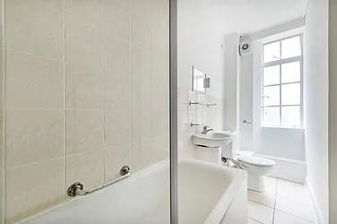 Flat Tavistock Square in Greater London