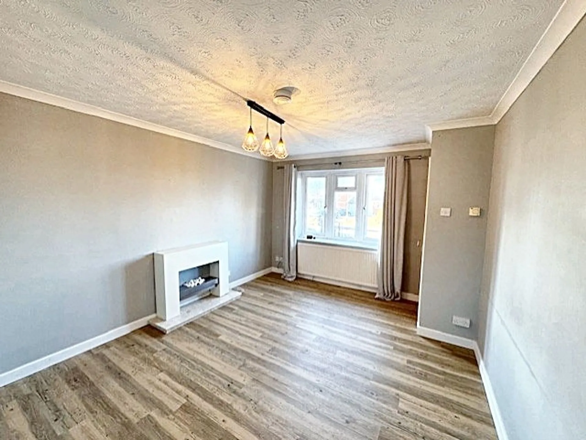 House Stembridge Way in Taunton