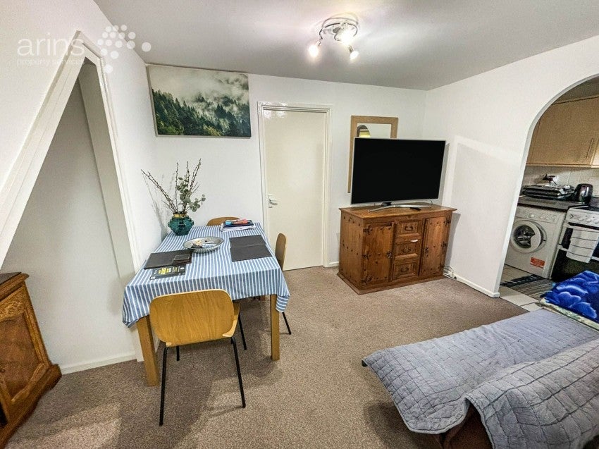 House Marefield in Reading