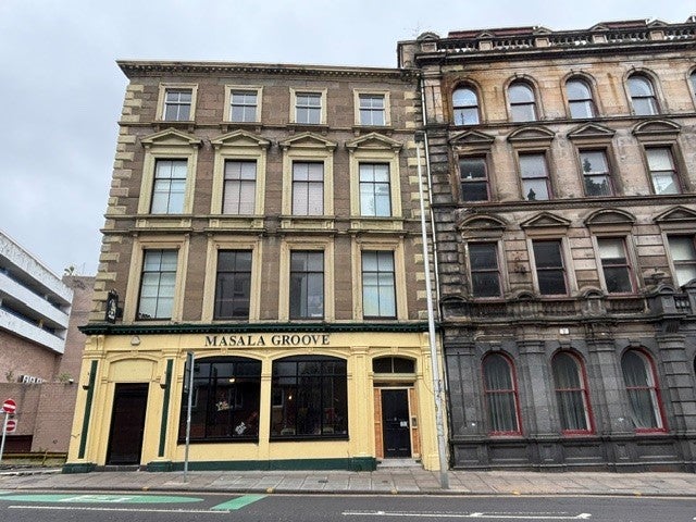 Flat Meadowside in Dundee