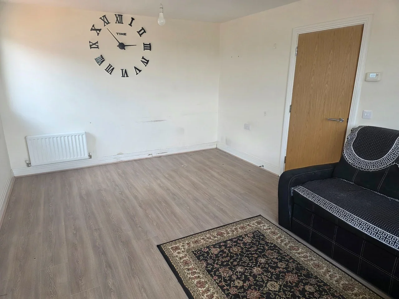 Flat North Court in Batchworth