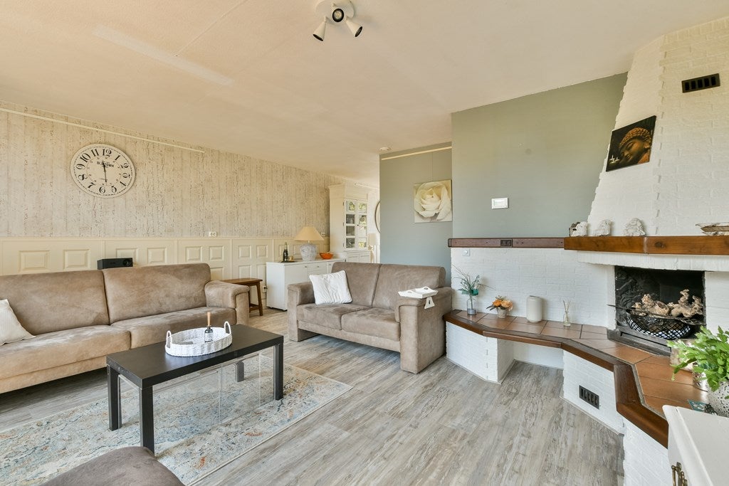 Tussenwoning te koop: Vergeet-mij-Nietjestraat 11, Almere