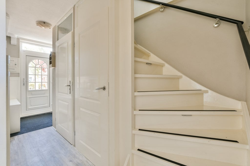 Tussenwoning te koop: Vergeet-mij-Nietjestraat 11, Almere