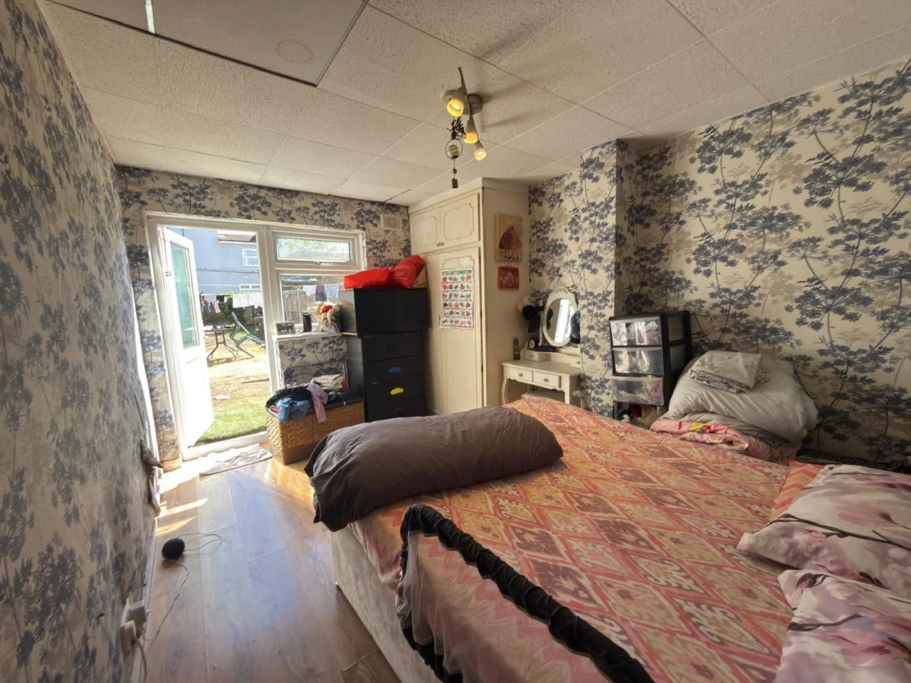 Flat Argyle Road in Greater London