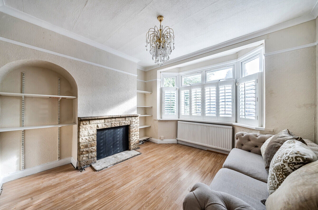 House Tamworth Lane in Greater London