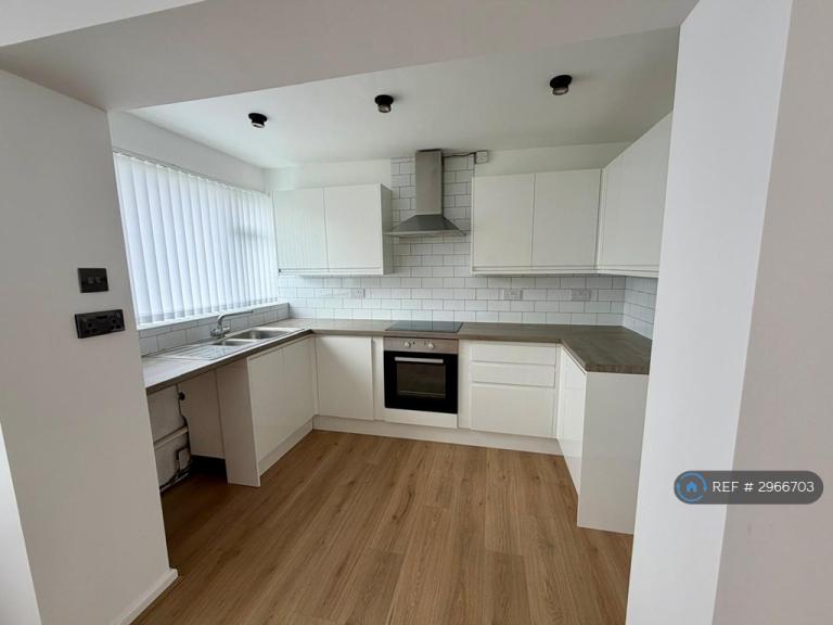 Flat Middlefield Gardens in Halesowen